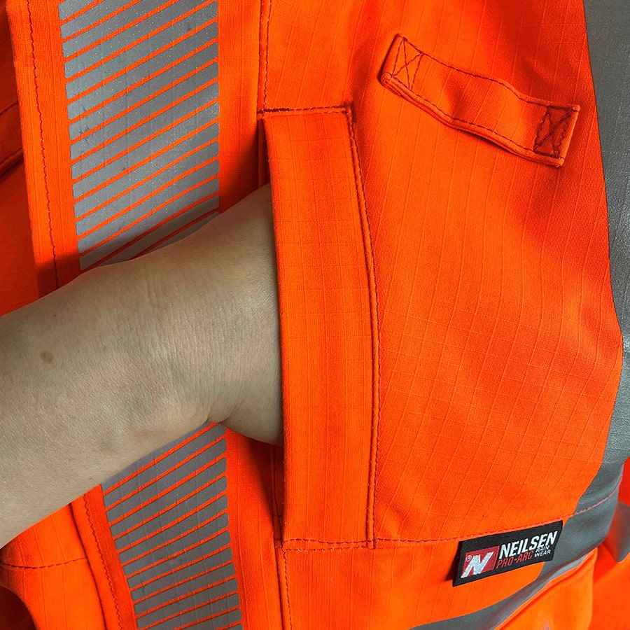 GORE-TEX PYRAD EXTREME CAT 3 CSA FR/ARC Rated Breathable High Visibility Rainwear Bomber Jacket Orange/Black
