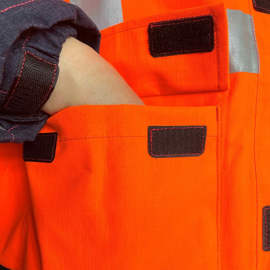 GORE-TEX PYRAD EXTREME CAT 3 CSA FR/ARC Rated Breathable High Visibility Rainwear Bomber Jacket Orange/Black